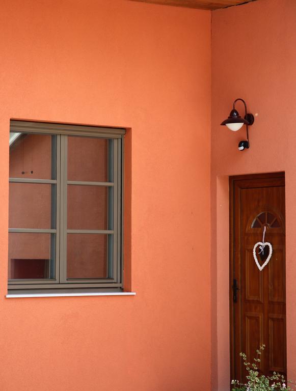Erhardt Superior Rooms Σόπρον Εξωτερικό φωτογραφία